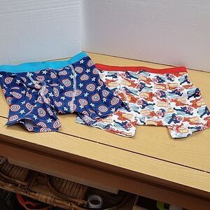 Boys Captain America/Ironman briefs size 8